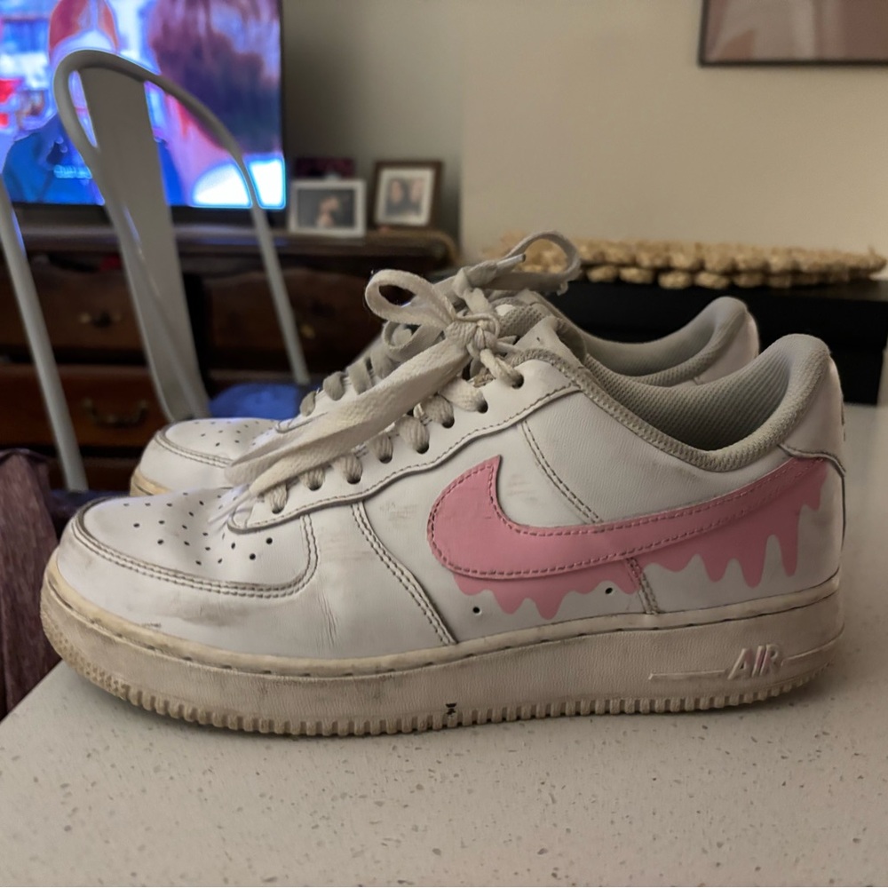 Nike Kids White and Pink Sneakers